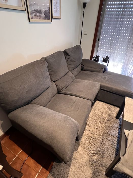 Sofa usado para desocupar