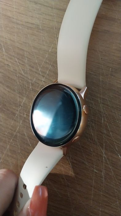 Продаю смарт годинник samsung galaxy watch active
