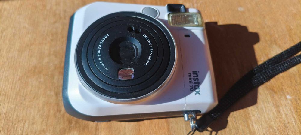 Фотоапарат Fujifilm INSTAX Mini 70
