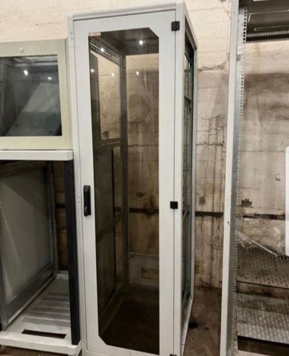 Шкаф для серверов оригинал