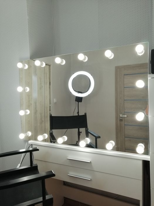 Lustro Glamor do makijażu wizażu salonu fryzjerskiego
