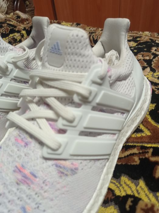 Кроссовки Адидас женские