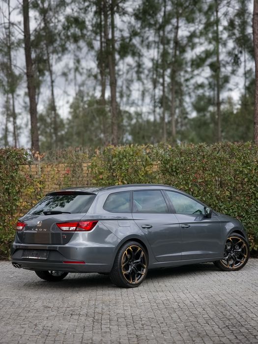 Seat Leon FR 2.0 TDI 184 * Teto Panorâmico *