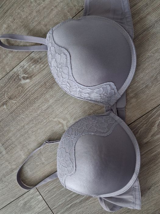 Primark biustonosz damski roz 85b