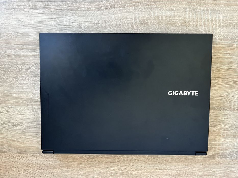 Gigabyte G6 RC56 під відновлення