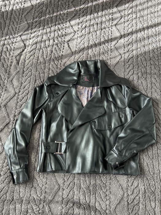 Жіноча шкіряна косуха