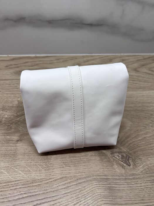 DIOR kosmetyczka biala