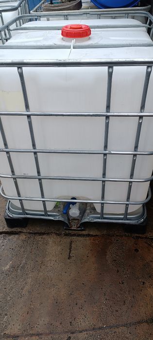 Mauzer na wodę 1000l