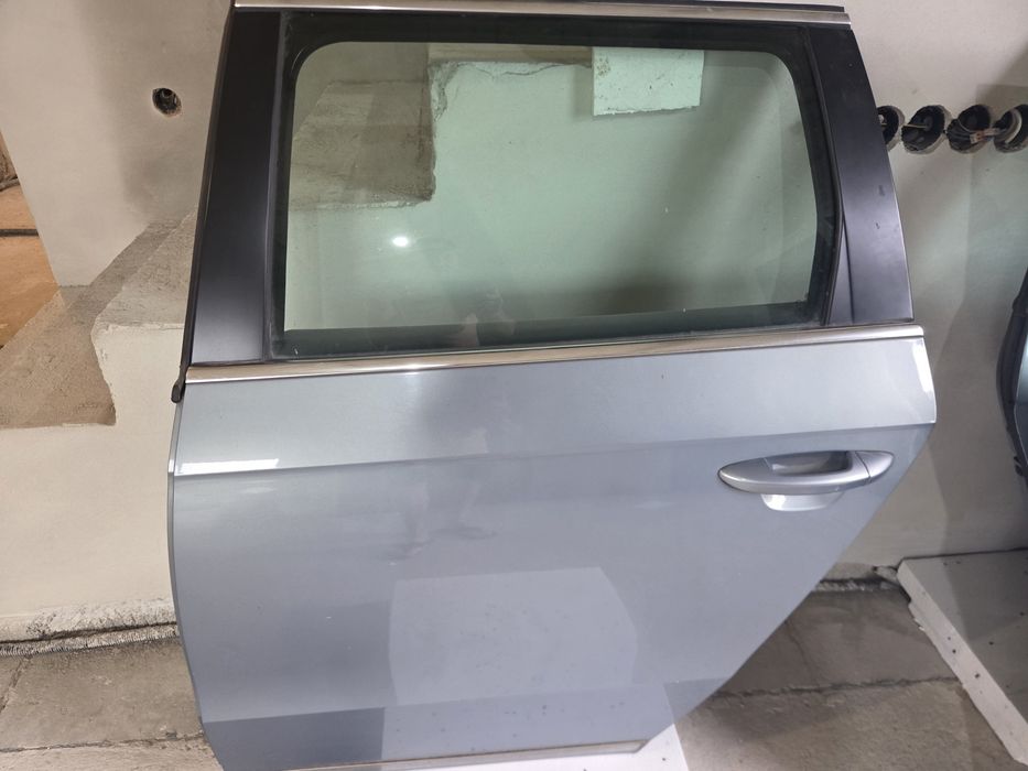 Sprzedam drzwi passat b7 LC7Z