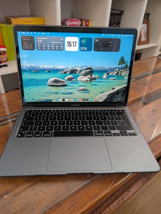 Apple MacBook Air M1