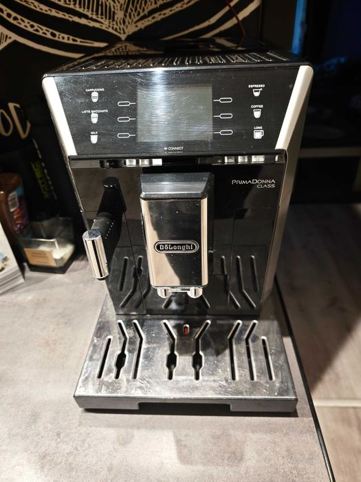 Ekspres do kawy DeLonghi