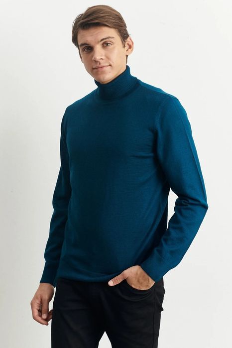 Męski sweter golf welnany w kolorze niebieskim xl 5ga