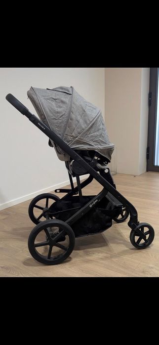 Carrinho de bebé com cadeira Cybex Balios S (Estado Impecável)