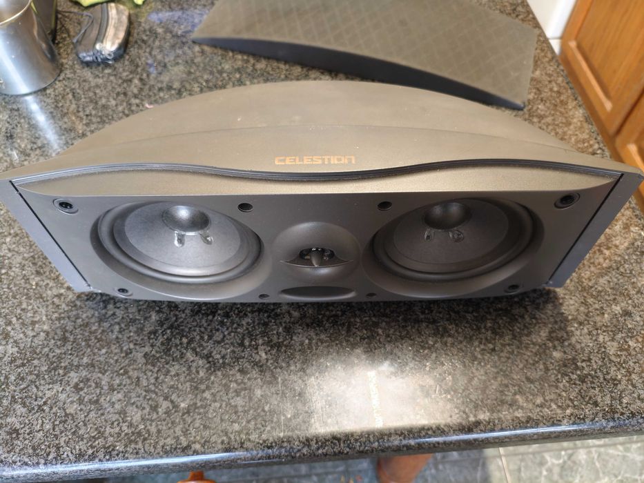 Coluna central Celestion
