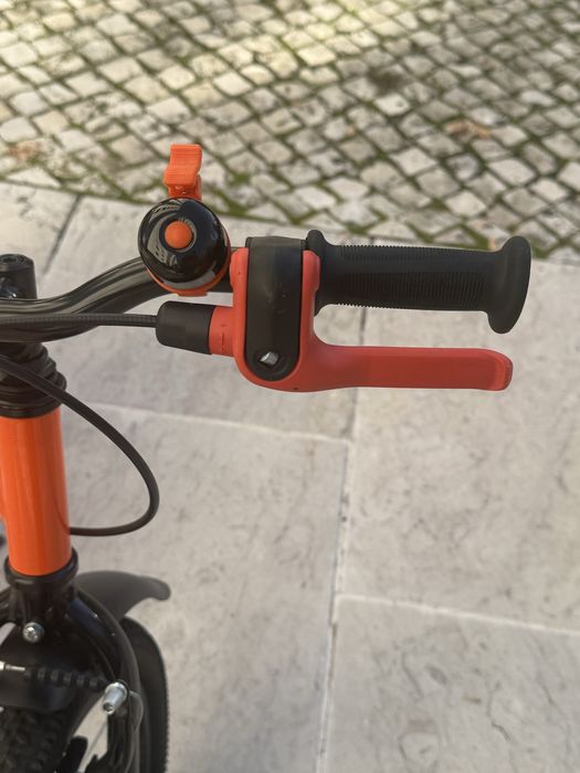 Bicicleta criança - 6 anos Nova