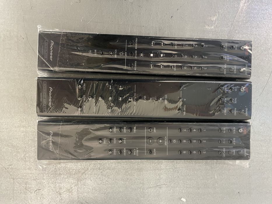 PIONEER HI-END - 2 generacja  — A-A6-J, F-F3-J, PD-D6MK2-K SACD Player