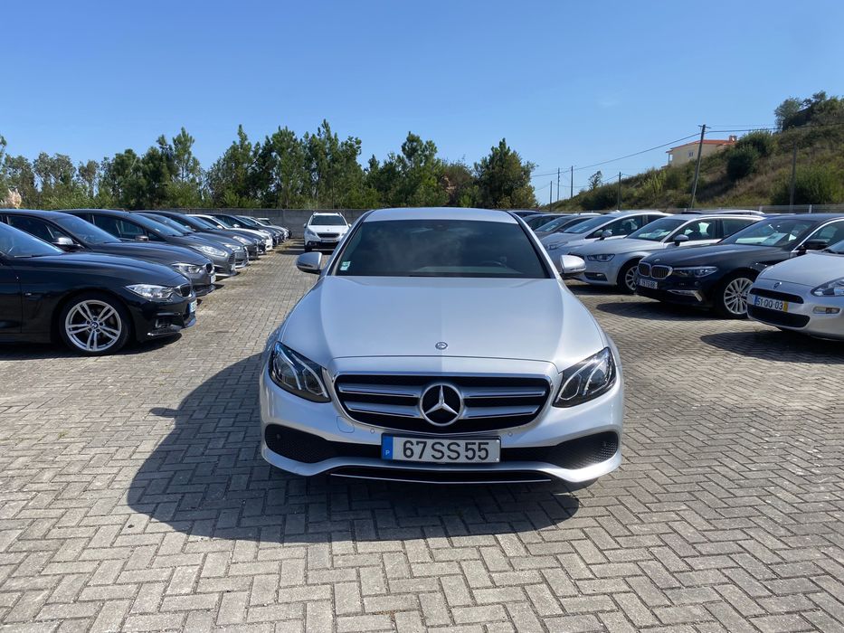 Mercedes-Benz E220d - 90 mil kms - Nacional