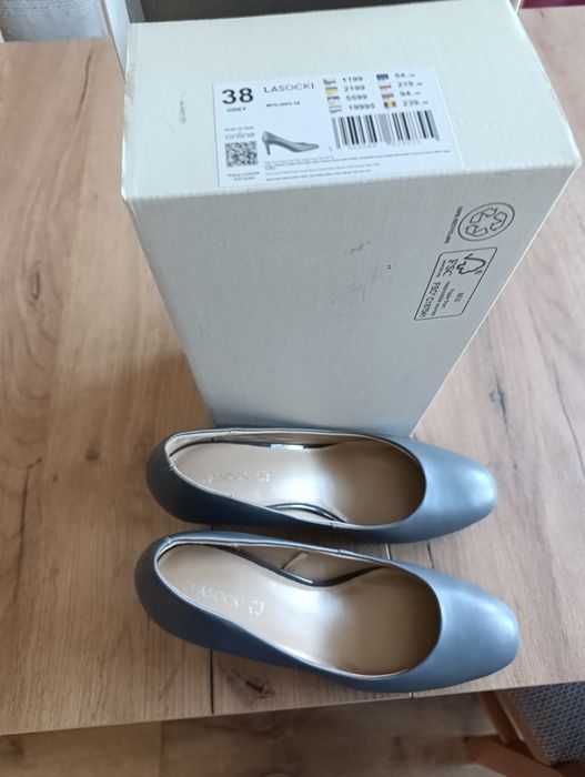 Czółenka damskie Lasocki 38.5