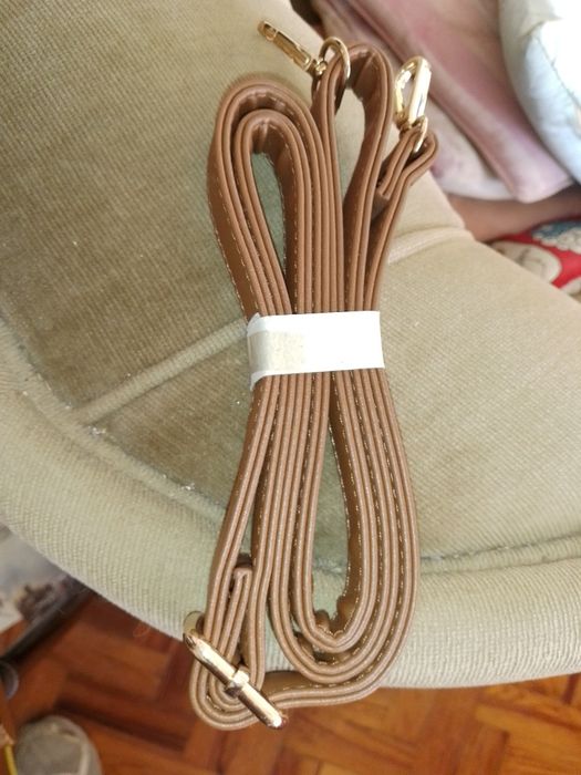 Passado em pele abre no  Presente-Bolsas Pele-13E e 10E ou2-20EDesde2E