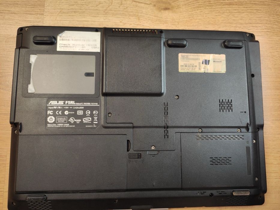 Ноутбук Asus F5RL