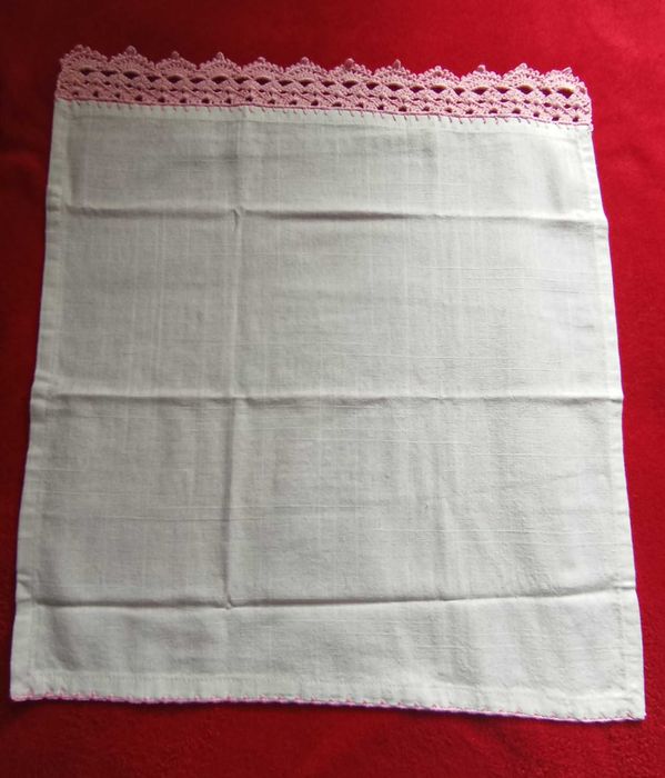 Pano de cozinha com barrado crochê