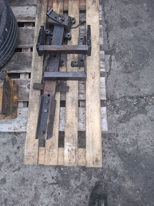 795 Dolny zaczep 685 case 885 intermational 4210, 785