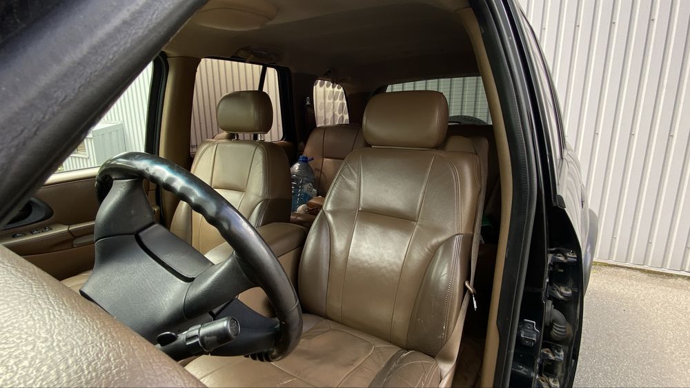 Chevrolet TrailBlazer.