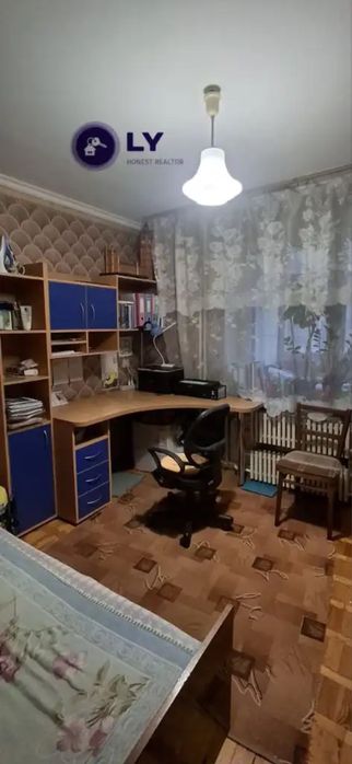 Продам 4к квартиру, ж/м Перемога, бул. Слави
