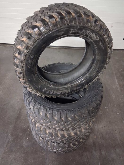 Pneus 245 65 R16 fedima F-mud usados