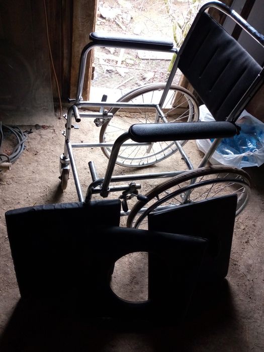 Продам инвалидная коляска туалет