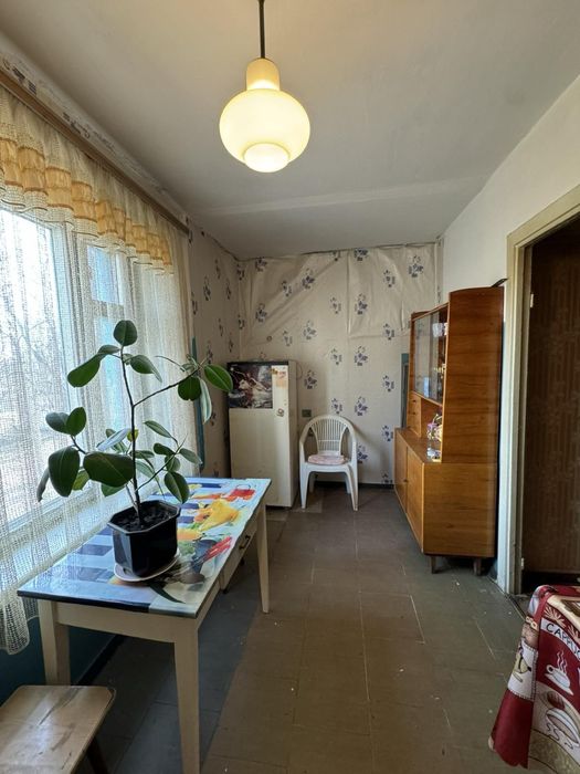 Продам 1к квартиру, бр.Вечерний,8