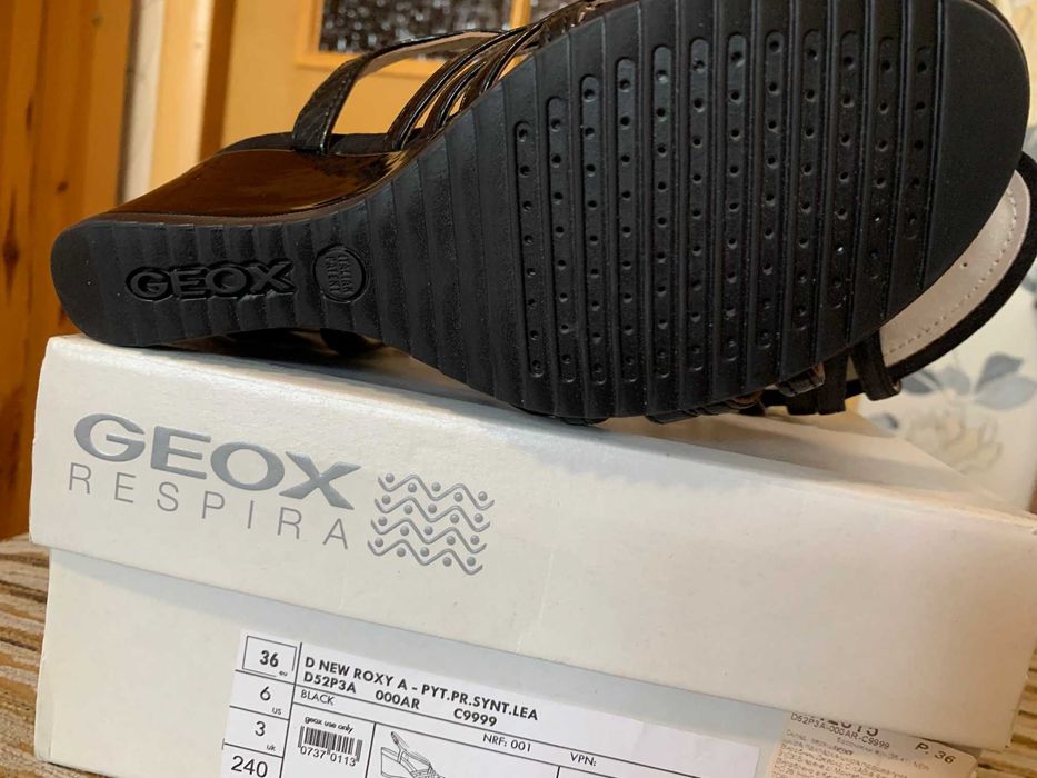 Нові Босоніжки 36р Geox відмінна ціна в коробці