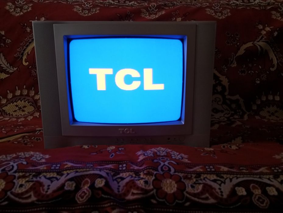 TCL Телевізор TCL
