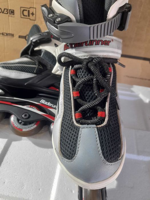 Patins em linha marca Bladerunner “Octane” Performance.64575359639297122