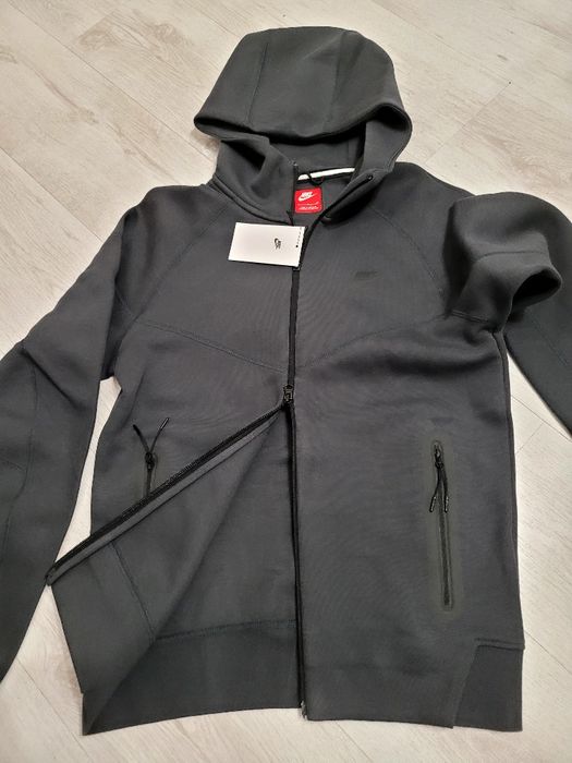 Зіпка NIKE Sportswear Tech Fleece нова original