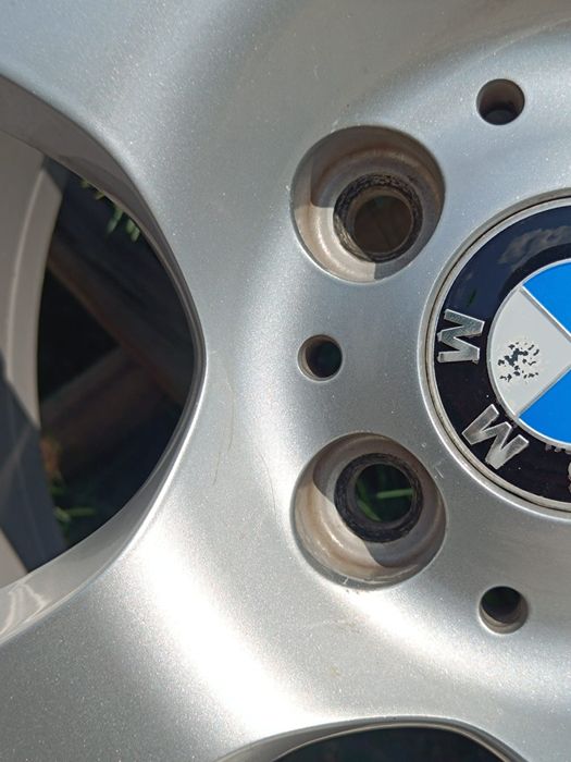 alufelgi BMW R17 8j e46 e60 e90 bez opon stylig 157