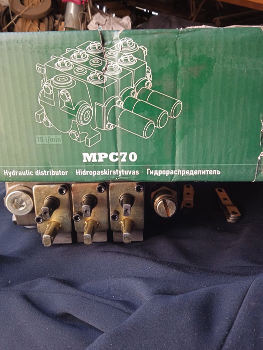 Гідророзпределітель мрс70.4/1.111