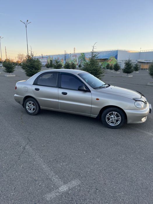 Продам или обменяю ланоса.