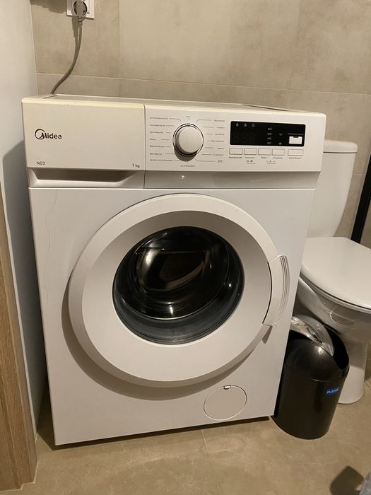 Pralka Midea duża