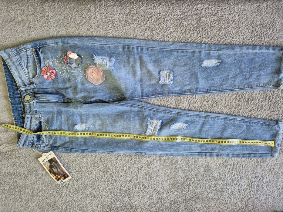 Легкие джинсы для девочки 10-12 лет