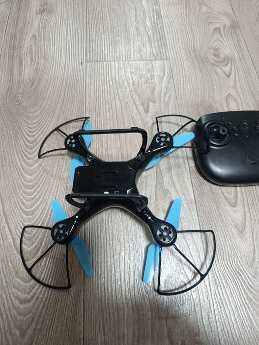 Дитячий дрон, читайте опис