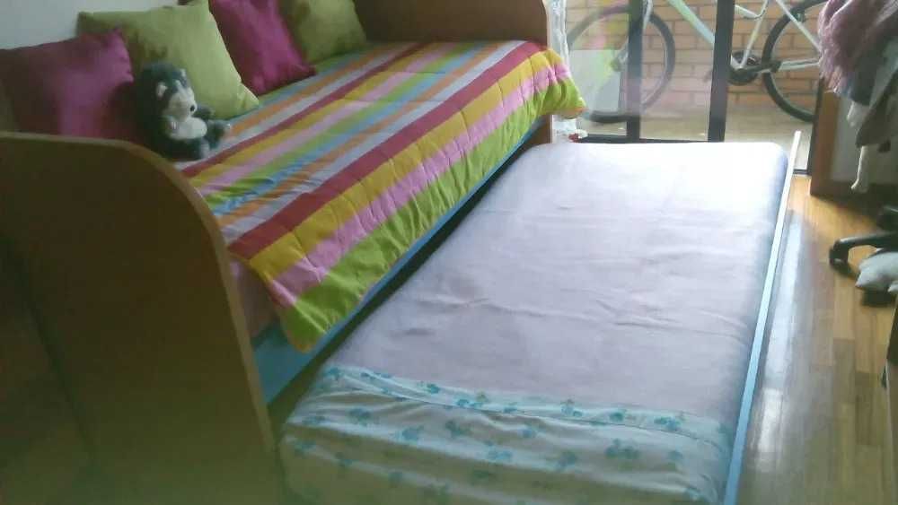 Double Single Bed64585631109377121