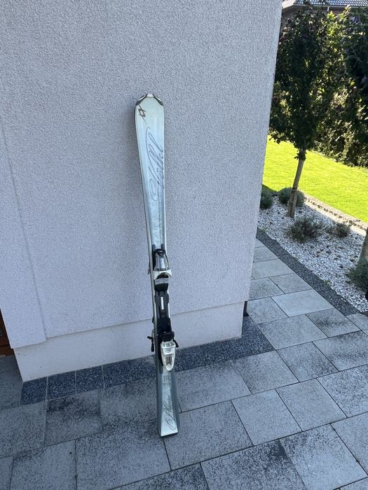 Narty salomon 148cm.