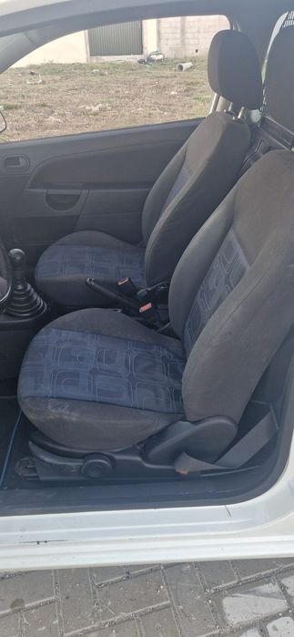 Ford fiesta 1.4 tdci ano 2006 impecável