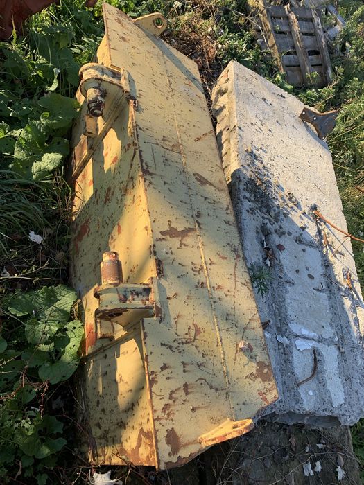 Екскаватор навантажувач komatsu wb98a 2003 року