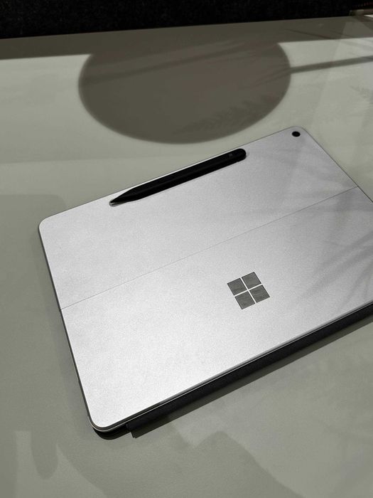 Microsoft Surface pro 12 inch model 2025