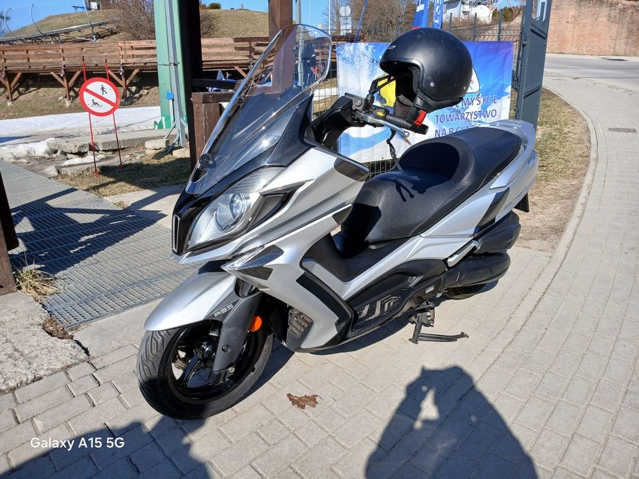 Sprzedam Max skuter Kymco downtown 125 r.2021