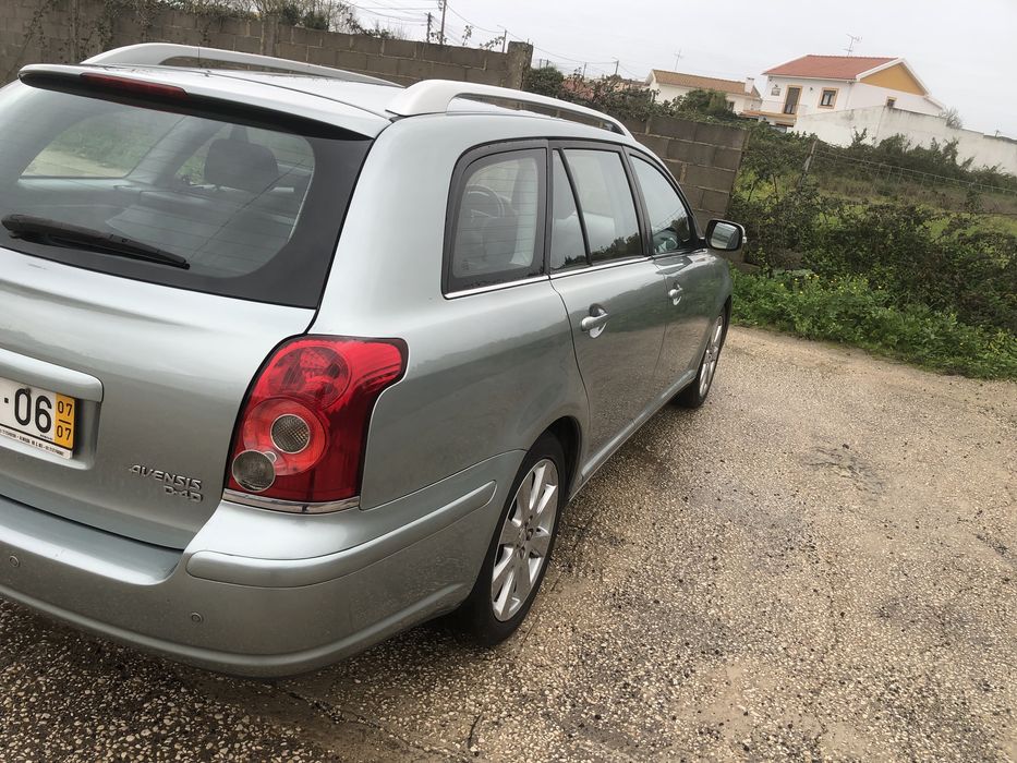 TOYOTA AVENSIS Combi 2.0 D-04D