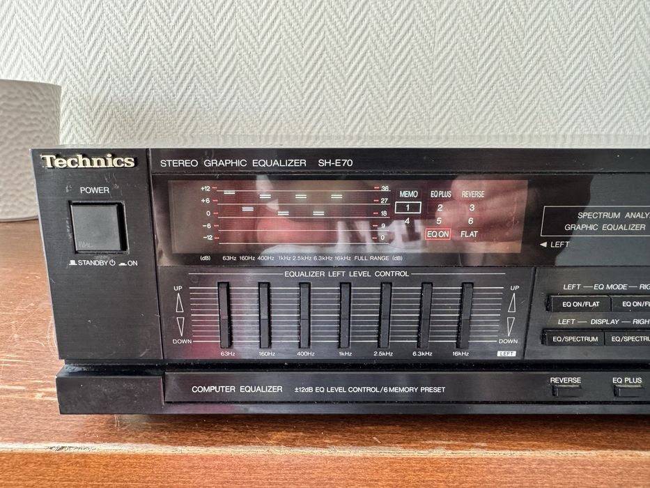 Equalizer Technics SH-E70