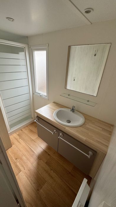 MOBILE HOME PRÉ-FABRICADA NA OCASIÃO LOUISIANE DE 8X4 METROS EM LAGOA.